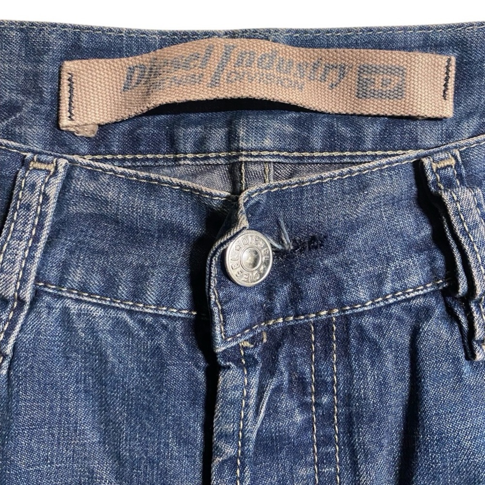 Men’s Diesel KULTER Regular Straight Leg Jeans - Picture 7 of 11